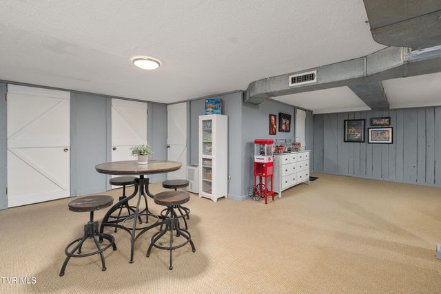 5010 Newport Highway, Greeneville, TN 37743