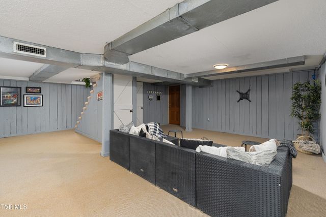 5010 Newport Highway, Greeneville, TN 37743