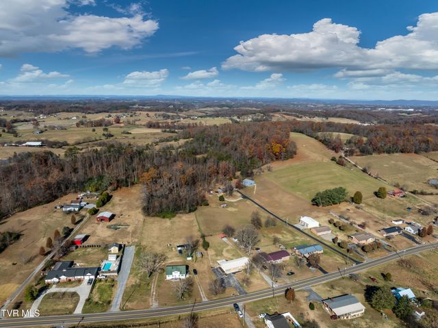 5010 Newport Highway, Greeneville, TN 37743