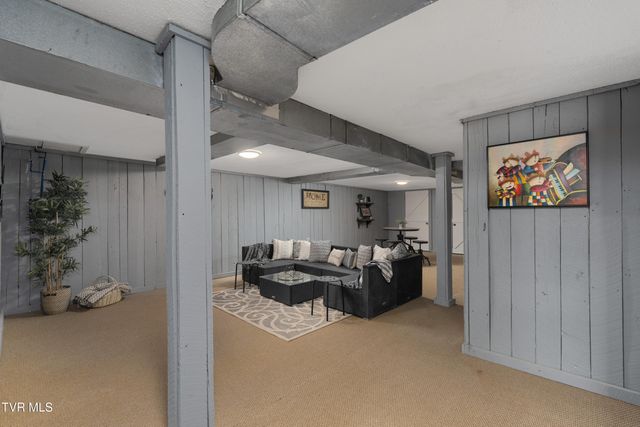 5010 Newport Highway, Greeneville, TN 37743