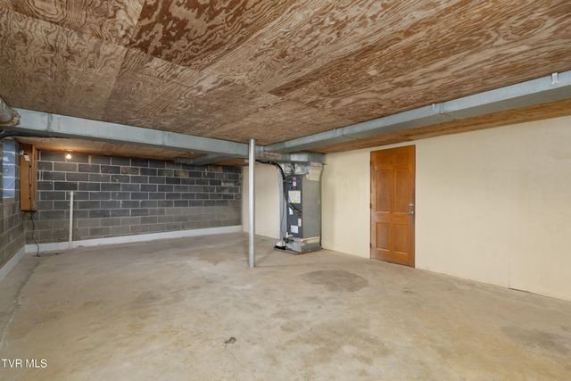 5010 Newport Highway, Greeneville, TN 37743