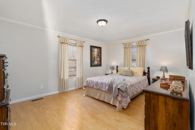 5010 Newport Highway, Greeneville, TN 37743