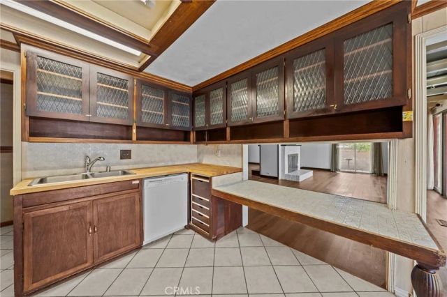 579 E 40th, San Bernardino, CA 92404
