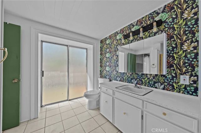 579 E 40th, San Bernardino, CA 92404