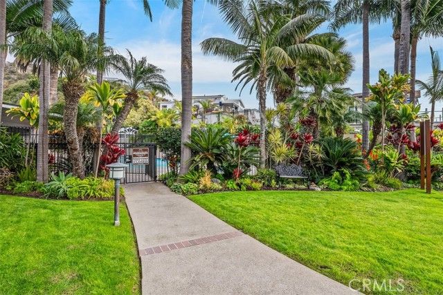 30802 Coast Hwy F2, Laguna Beach, CA 92651