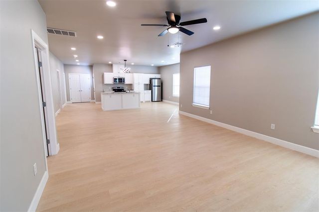 220 SE 42nd Street, Oklahoma City, OK 73129