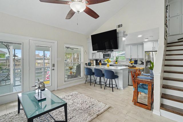 369 Ling, Bayou Vista, TX 77563