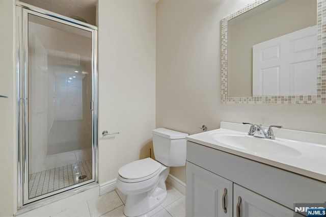 26 Sunset Road, Livingston, NJ 07039