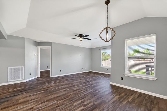 17111 Loch Raven Lane, Houston, TX 77060