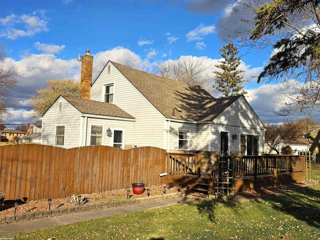 17535 Doris Avenue, Fraser, MI 48026