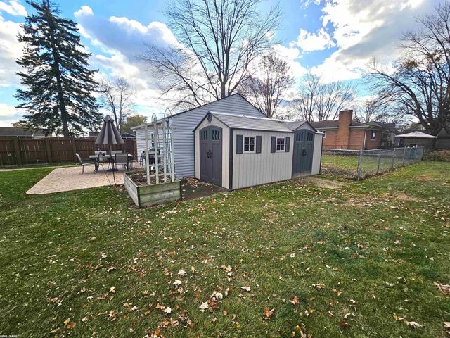 17535 Doris Avenue, Fraser, MI 48026