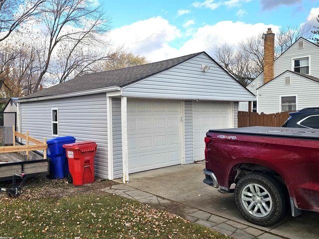 17535 Doris Avenue, Fraser, MI 48026