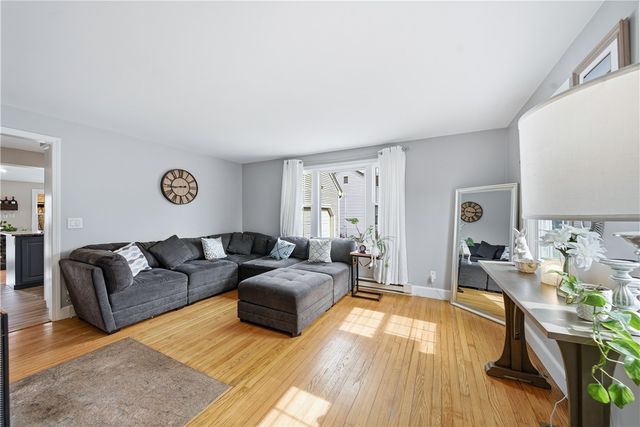 85 Gillan Avenue, Warwick, RI 02886