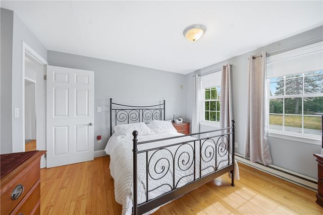 85 Gillan Avenue, Warwick, RI 02886