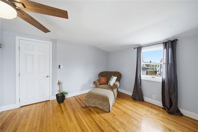 85 Gillan Avenue, Warwick, RI 02886