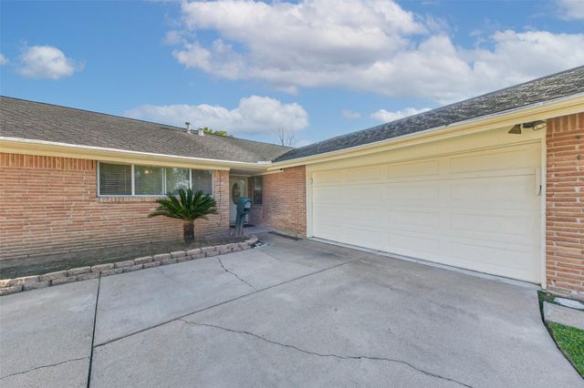4812 Mistletoe Road, Pasadena, TX 77505