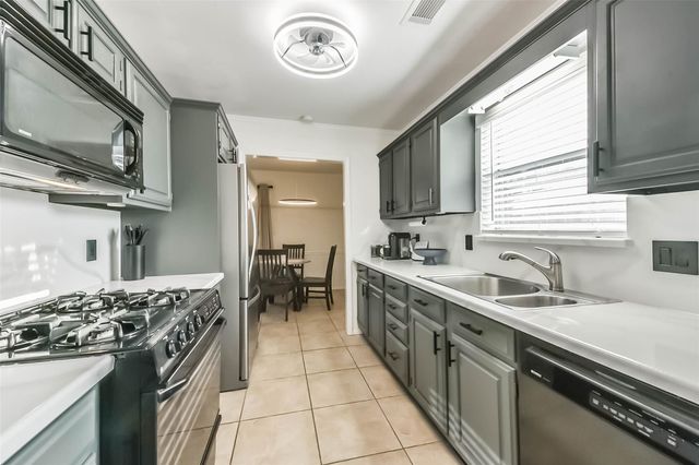 4812 Mistletoe Road, Pasadena, TX 77505