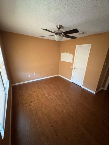 3905 Prairie LN, Austin, TX 78728