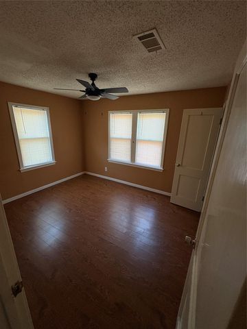 3905 Prairie LN, Austin, TX 78728