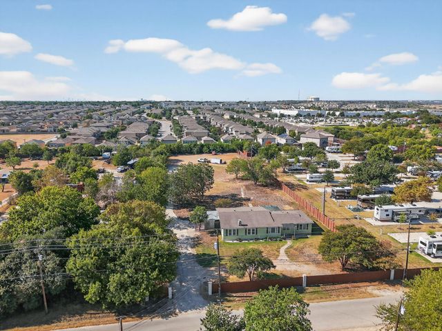 3905 Prairie LN, Austin, TX 78728