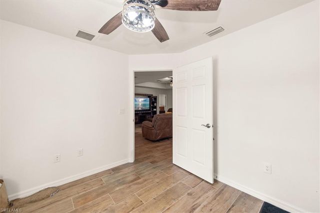 3820 Hillandale ST, Fort Myers, FL 33905