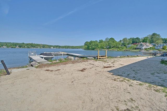 34 Lakeside Drive, North Salem, NY 10560
