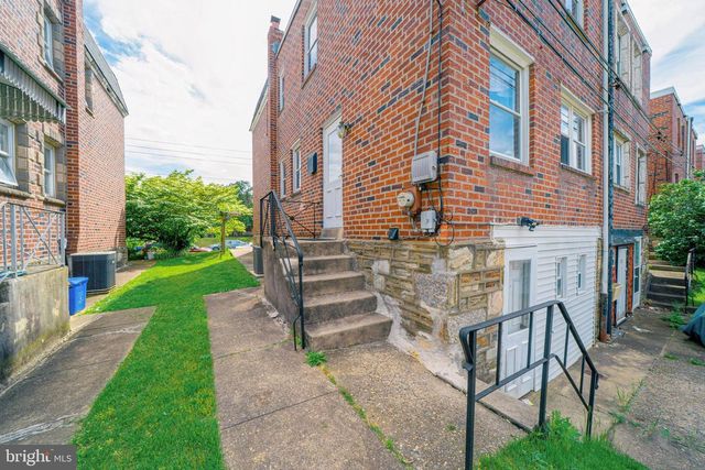 1823 BERGEN STREET, Philadelphia, PA 19152