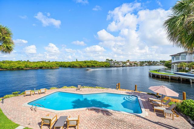 1005 Bel Air Drive 5, Highland Beach, FL 33487