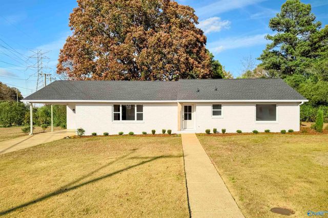 2112 Woodmont Drive, Decatur, AL 35601