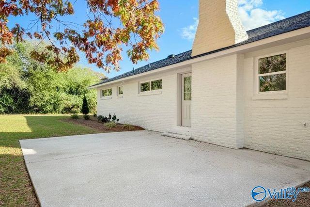 2112 Woodmont Drive, Decatur, AL 35601