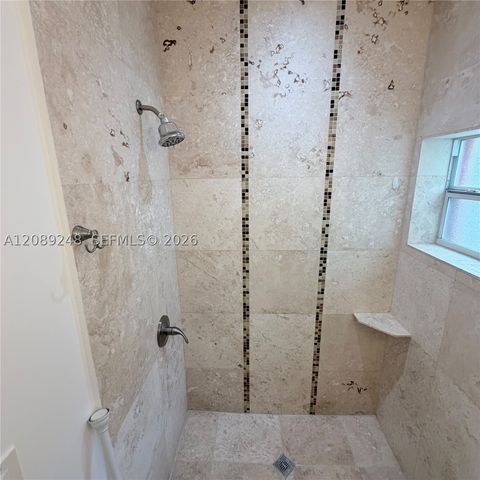 905 SE 2nd Ct B, Fort Lauderdale, FL 33301