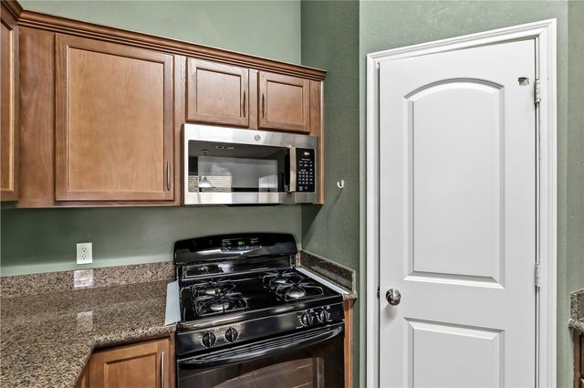 2067 Mountain Wind Loop, Bryan, TX 77807