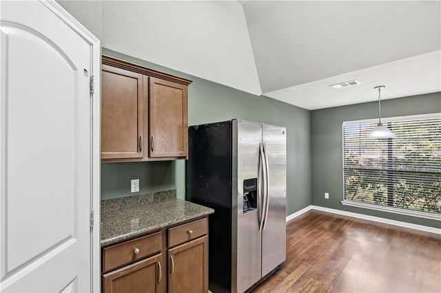 2067 Mountain Wind Loop, Bryan, TX 77807