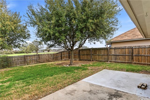 2067 Mountain Wind Loop, Bryan, TX 77807