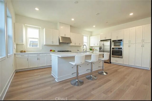 241 Proctor, Irvine, CA 92618