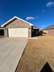 8608 10th Street, Lubbock, TX 79416