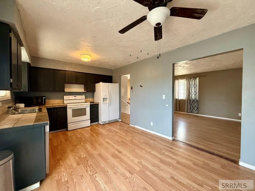 Image 10 of property listing at 155 Hummingbird Lane, Shelley, ID 83274