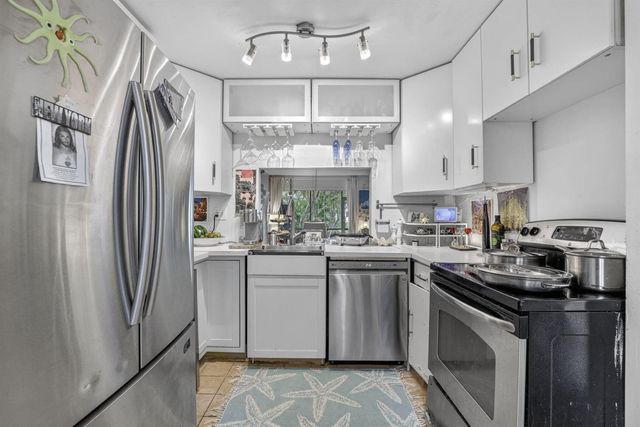 153 W Hemingway Circle W, Margate, FL 33063