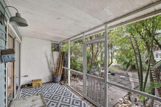 153 W Hemingway Circle W, Margate, FL 33063