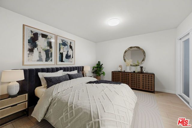 939 15th Street 9, Santa Monica, CA 90403
