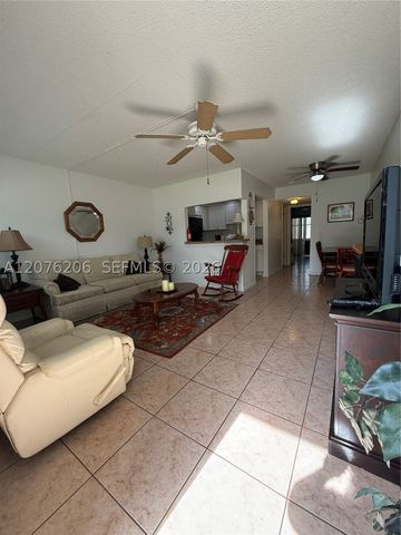 272 Camden L 272, West Palm Beach, FL 33417