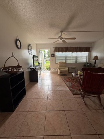 272 Camden L 272, West Palm Beach, FL 33417