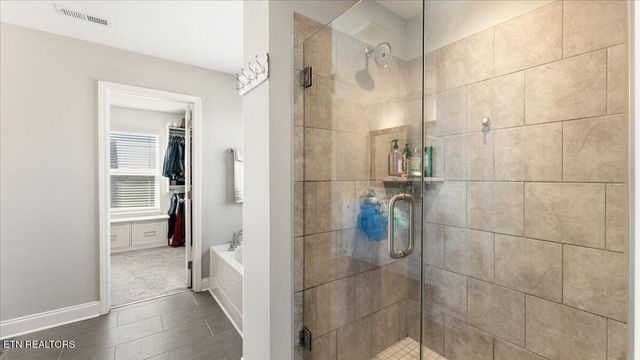 2712 Tallgrass Lane, Knoxville, TN 37932