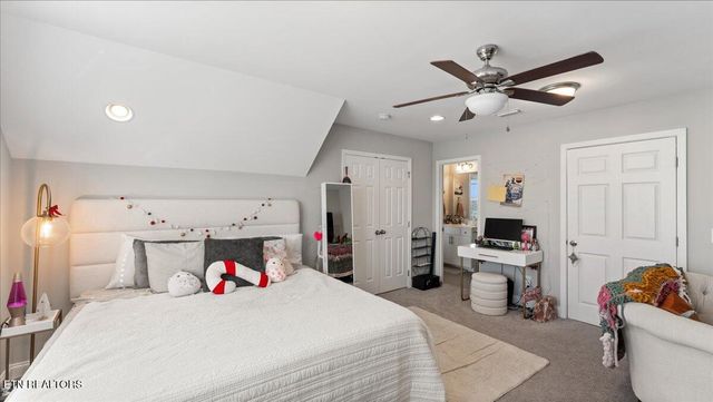 2712 Tallgrass Lane, Knoxville, TN 37932