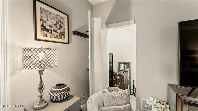 2712 Tallgrass Lane, Knoxville, TN 37932