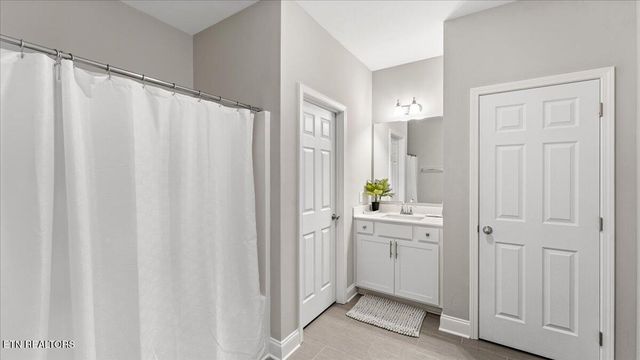 2712 Tallgrass Lane, Knoxville, TN 37932