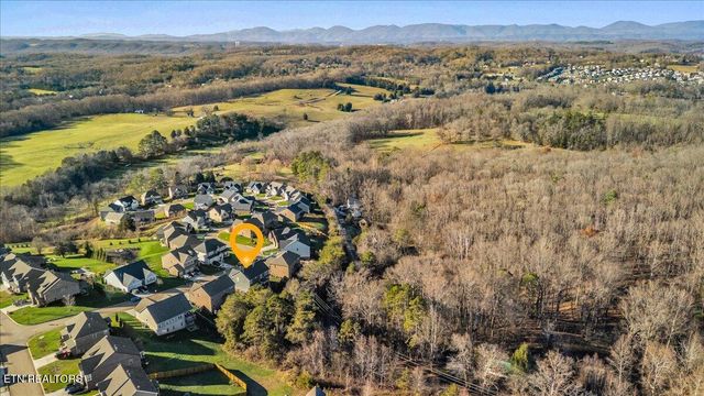 2712 Tallgrass Lane, Knoxville, TN 37932