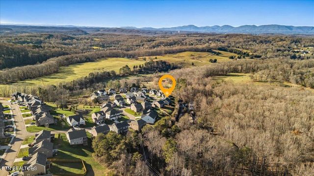 2712 Tallgrass Lane, Knoxville, TN 37932