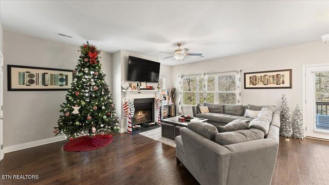 2712 Tallgrass Lane, Knoxville, TN 37932