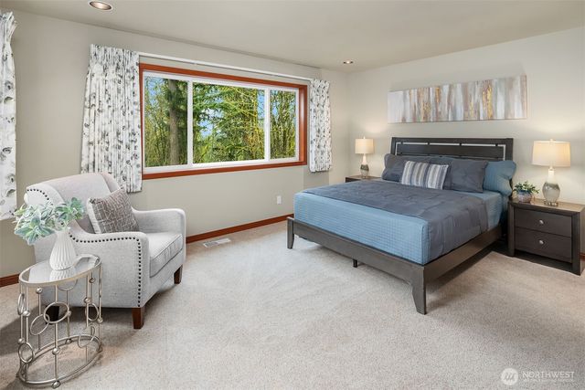 12025 210th Place SE, Issaquah, WA 98027